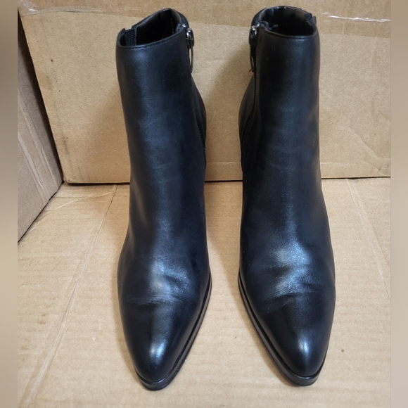 Worthington Black Leather Ankle Boots Women Size 8M - Picture 2 of 13